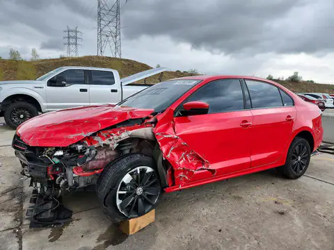 3VWD17AJ4FM317068 — 2015 Volkswagen Jetta, Передняя часть (Front End), фото до ремонта