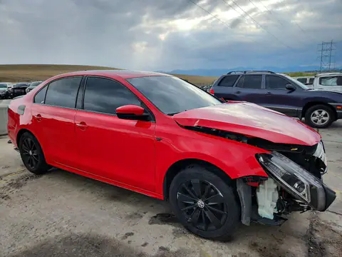 3VWD17AJ4FM317068 — 2015 Volkswagen Jetta, фото 4 с аукциона Copart 30.09.2026, Передняя часть
