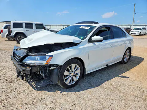 3VWD17AJ0FM318122 — 2015 Volkswagen Jetta, Передняя часть (Front End), фото до ремонта