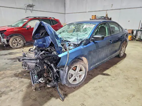 3VWD17AJ6FM257651 — 2015 Volkswagen Jetta, Передняя часть (Front End), фото до ремонта