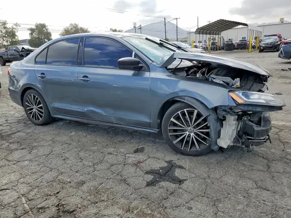 3VWD17AJ0GM303024 — 2016 Volkswagen Jetta, фото 4 с аукциона Copart 28.09.2026, Передняя часть