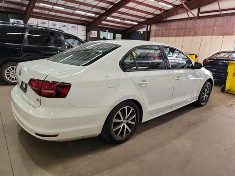 2016 Volkswagen Jetta VIN 3VWD67AJ3GM240096 фото 3