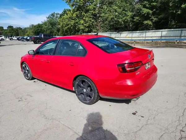 3VWD17AJ3GM270505 — 2016 Volkswagen Jetta, фото 2 с аукциона Copart, Передняя часть