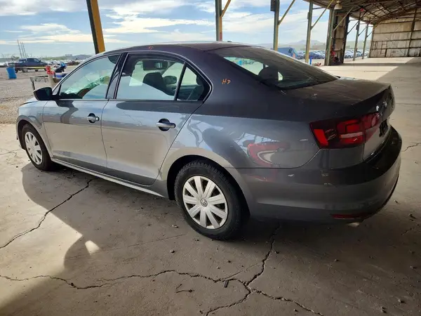 3VW267AJ8GM361956 — 2016 Volkswagen Jetta, фото 2 с аукциона Copart 28.09.2026, Передняя часть