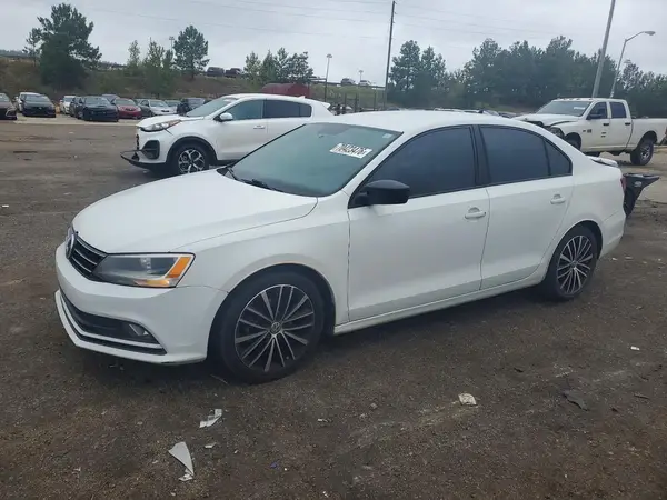 3VWD17AJ1GM289683 — 2016 Volkswagen Jetta, Задняя часть (Rear End), фото до ремонта