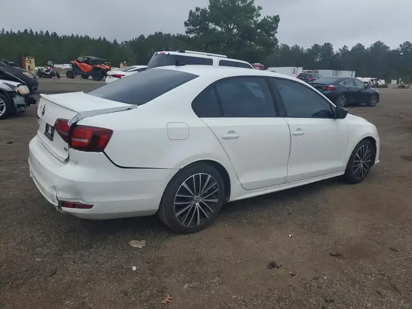 3VWD17AJ1GM289683 — 2016 Volkswagen Jetta, фото 3 с аукциона Copart, Задняя часть