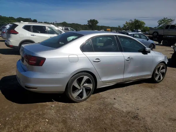3VWD67AJ8GM211953 — 2016 Volkswagen Jetta, фото 3 с аукциона Copart, Передняя часть