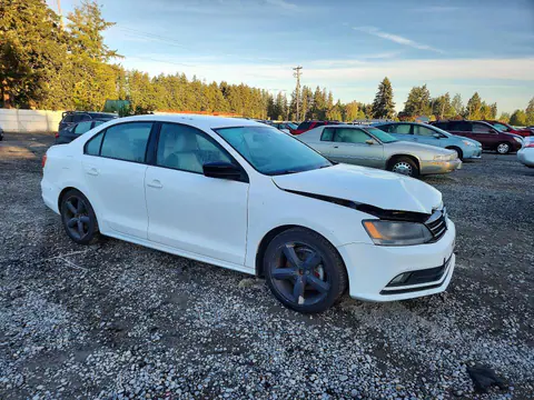 2016 Volkswagen Jetta VIN 3VWD17AJ8GM417305 фото 4
