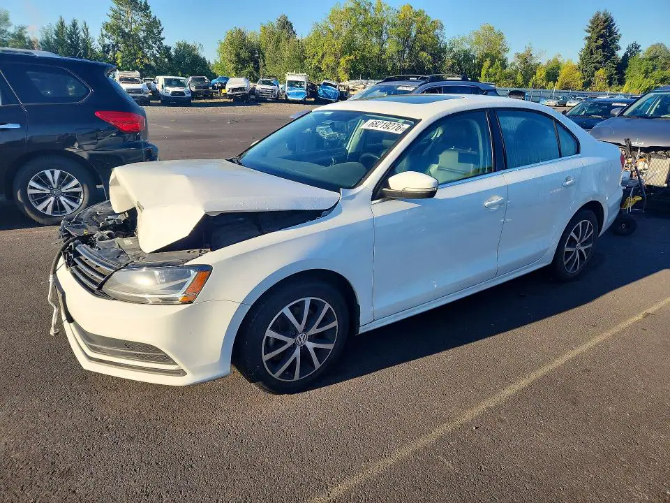 3VWDB7AJ1HM223830 Volkswagen Jetta 2017 — повреждение Передняя часть, фото до ремонта