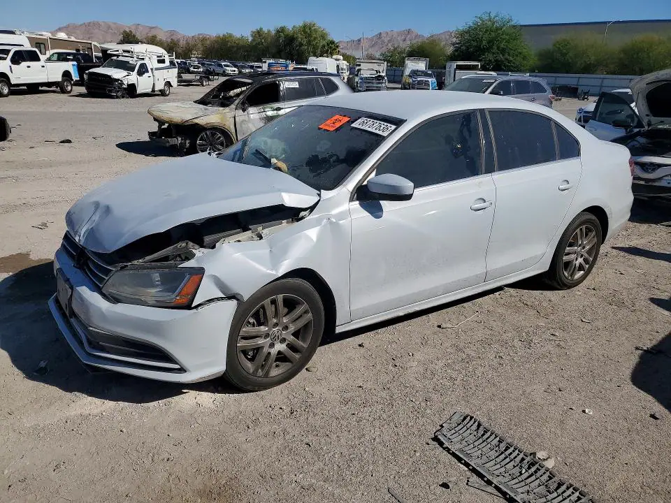 3VW2B7AJ0HM312490 Volkswagen Jetta 2017 — повреждение Передняя часть, фото до ремонта
