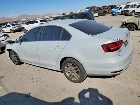 3VW2B7AJ0HM312490 — 2017 Volkswagen Jetta, фото 2 с аукциона Copart 13.10.2026, Передняя часть