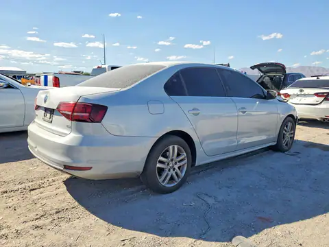 3VW2B7AJ0HM312490 — 2017 Volkswagen Jetta, фото 3 с аукциона Copart 13.10.2026, Передняя часть