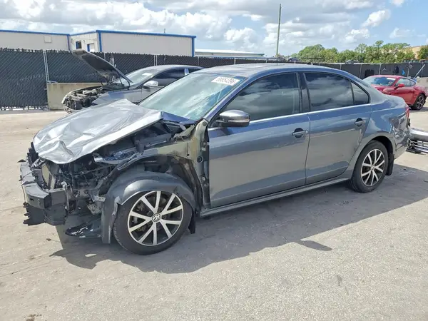3VWDB7AJ3HM389766 — 2017 Volkswagen Jetta, Передняя часть (Front End), фото до ремонта