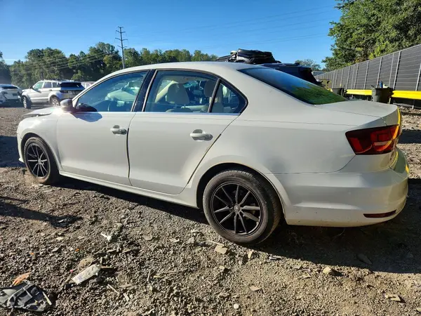 3VWDB7AJ7HM331871 — 2017 Volkswagen Jetta, фото 2 с аукциона Copart, Передняя часть