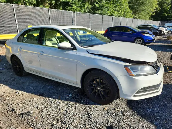 3VWDB7AJ7HM331871 — 2017 Volkswagen Jetta, фото 4 с аукциона Copart, Передняя часть