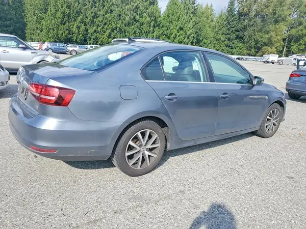 3VWDB7AJ8HM298475 — 2017 Volkswagen Jetta, фото 3 с аукциона Copart 28.09.2026, Боковая часть