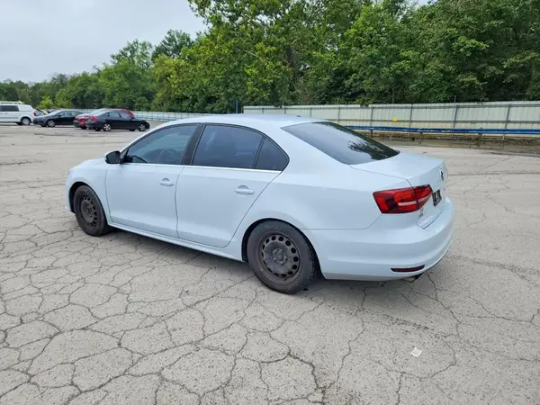 3VW2B7AJ6HM412190 — 2017 Volkswagen Jetta, фото 2 с аукциона Copart 01.10.2026, Передняя часть