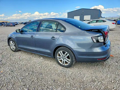 2017 Volkswagen Jetta VIN 3VW2B7AJ5HM313585 фото 2