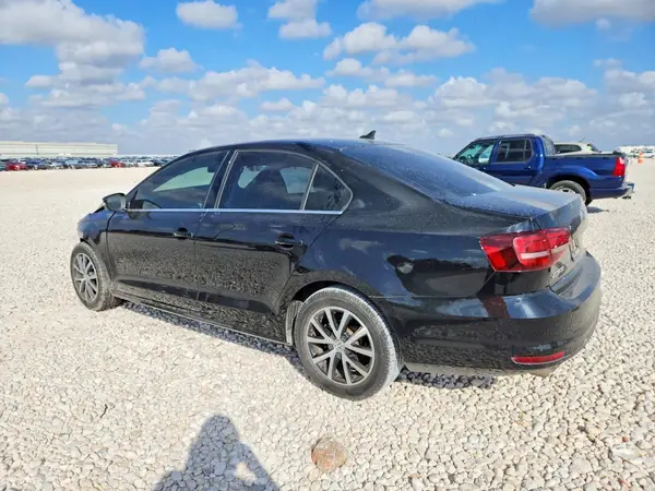 3VWDB7AJ2HM265844 — 2017 Volkswagen Jetta, фото 2 с аукциона Copart, Передняя часть