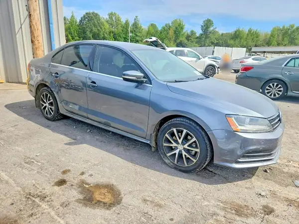 3VWDB7AJXHM405669 — 2017 Volkswagen Jetta, фото 4 с аукциона Copart, Боковая часть