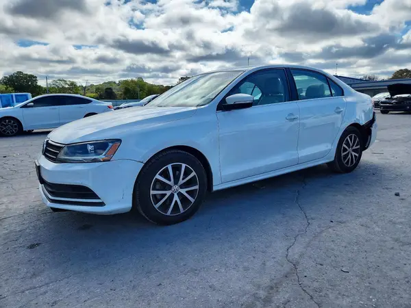 3VWDB7AJ6HM209227 — 2017 Volkswagen Jetta, Задняя часть (Rear End), фото до ремонта