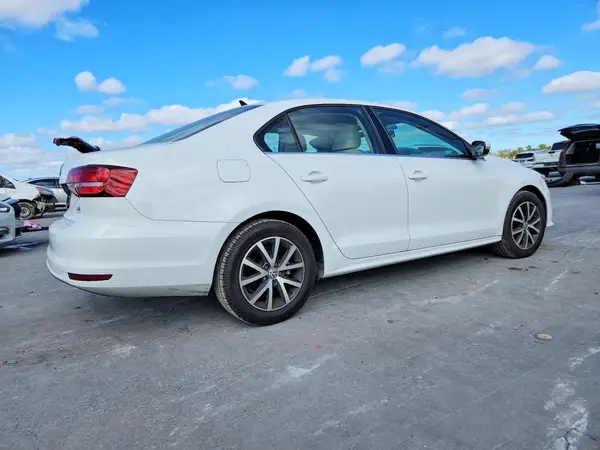 2017 VOLKSWAGEN JETTA VIN 3VWDB7AJ6HM209227 фото 3