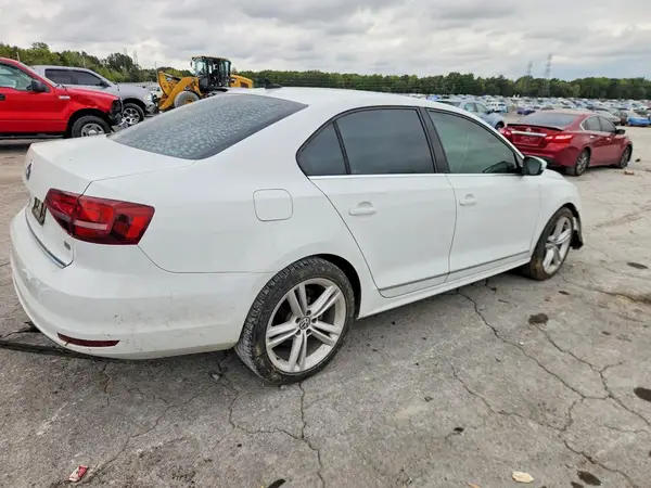 3VWL17AJ0HM271799 — 2017 Volkswagen Jetta, фото 3 с аукциона Copart, Передняя часть