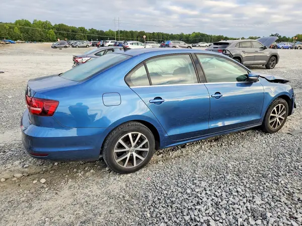 3VWDB7AJ4HM274769 — 2017 Volkswagen Jetta, фото 3 с аукциона Copart, Передняя часть
