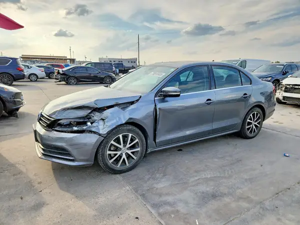 3VWDB7AJ2HM380864 — 2017 Volkswagen Jetta, Передняя часть (Front End), фото до ремонта