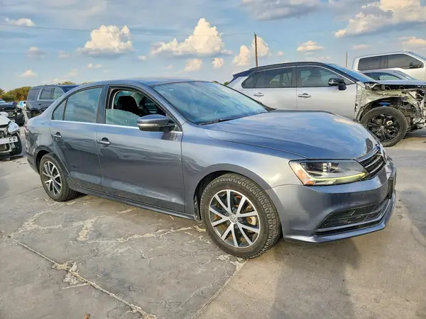 3VWDB7AJ2HM380864 — 2017 Volkswagen Jetta, фото 4 с аукциона Copart 01.10.2026, Передняя часть