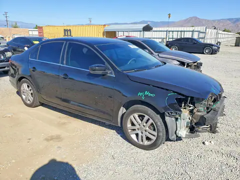 3VW2B7AJXHM323626 — 2017 Volkswagen Jetta, фото 4 с аукциона Copart 14.10.2026, Передняя часть