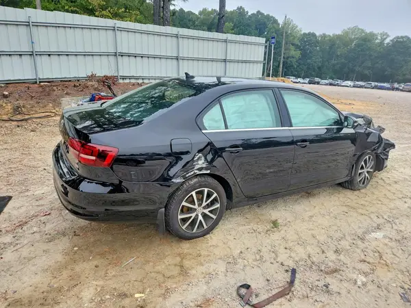 3VWDB7AJXJM260249 — 2018 Volkswagen Jetta, фото 3 с аукциона Copart 02.10.2026, Передняя часть