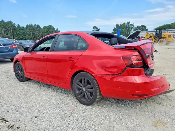 3VWD17AJ5JM256497 — 2018 Volkswagen Jetta, фото 2 с аукциона Copart 13.10.2026, Задняя часть
