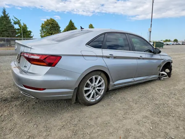 3VWC57BU2KM208904 — 2019 Volkswagen Jetta, фото 3 с аукциона Copart, Передняя часть
