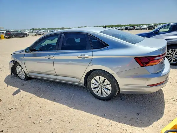 3VWCB7BU0KM236581 — 2019 Volkswagen Jetta, фото 2 с аукциона Copart, Передняя часть