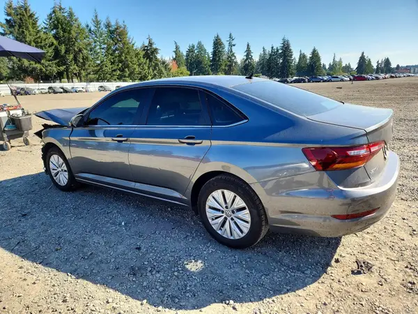 3VWC57BU2KM214685 — 2019 Volkswagen Jetta, фото 2 с аукциона Copart, Передняя часть