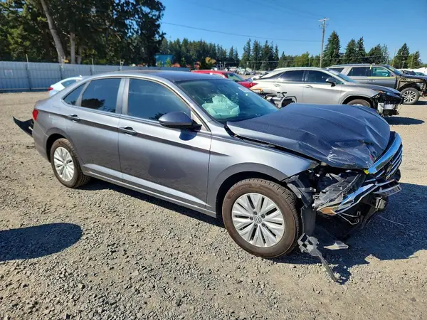 3VWC57BU2KM214685 — 2019 Volkswagen Jetta, фото 4 с аукциона Copart, Передняя часть