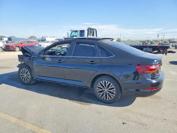 3VWC57BU1KM182733 — 2019 Volkswagen Jetta, фото 2 с аукциона Copart, Передняя часть