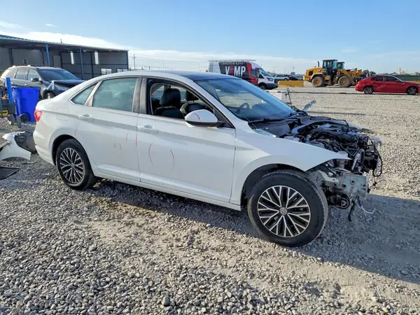 3VWC57BU9KM059147 — 2019 Volkswagen Jetta, фото 4 с аукциона Copart, Передняя часть