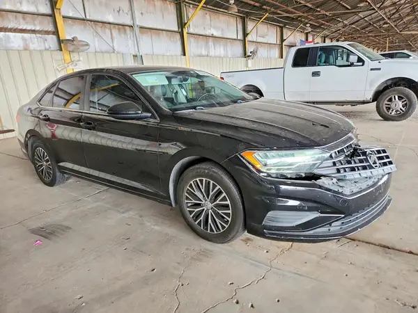 3VWCB7BU4KM163327 — 2019 Volkswagen Jetta, фото 4 с аукциона Copart, Передняя часть