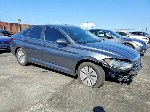 3VWC57BU3KM147305 — 2019 Volkswagen Jetta, фото 4 с аукциона Copart, Передняя часть