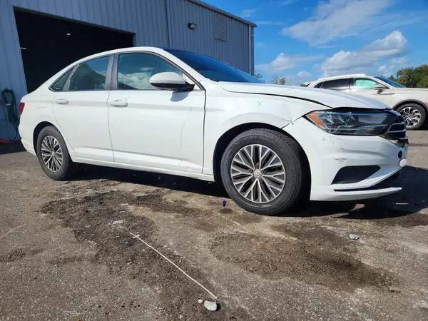 3VWC57BU4KM241581 — 2019 Volkswagen Jetta, фото 4 с аукциона Copart, Передняя часть