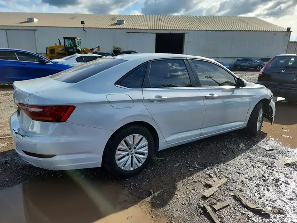 3VWC57BU7KM130846 — 2019 Volkswagen Jetta, фото 3 с аукциона Copart 05.10.2026, Передняя часть
