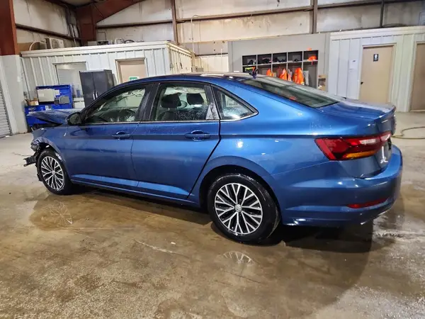 3VWC57BU7KM134668 — 2019 Volkswagen Jetta, фото 2 с аукциона Copart, Передняя часть