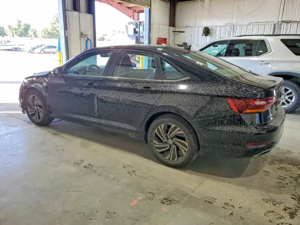 3VWG57BU4KM102889 — 2019 Volkswagen Jetta, фото 2 с аукциона Copart, Передняя часть