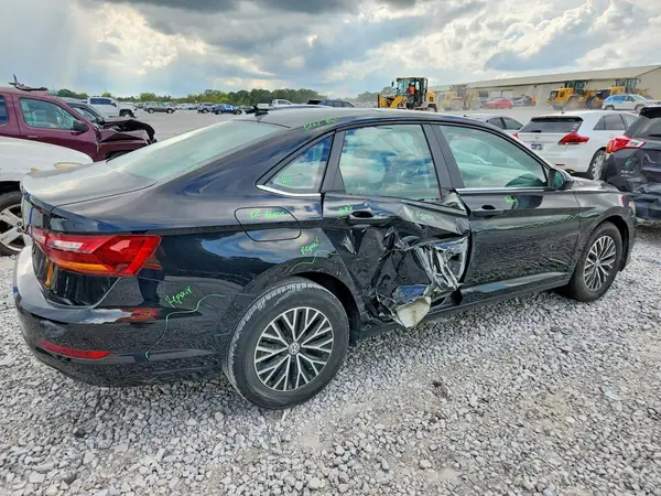 3VWC57BU3KM233584 — 2019 Volkswagen Jetta, фото 3 с аукциона Copart, Боковая часть