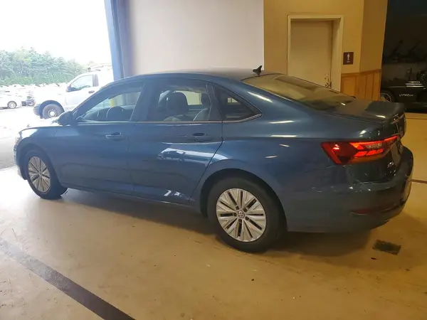 3VWC57BU2KM113968 — 2019 Volkswagen Jetta, фото 2 с аукциона Copart 06.10.2026, Боковая часть