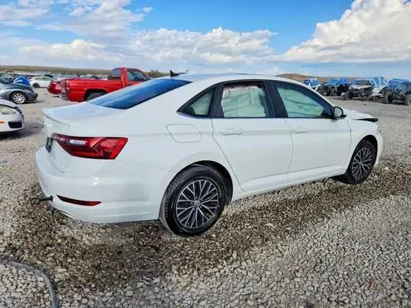 3VWCB7BU6LM039318 — 2020 Volkswagen Jetta, фото 3 с аукциона Copart, Передняя часть
