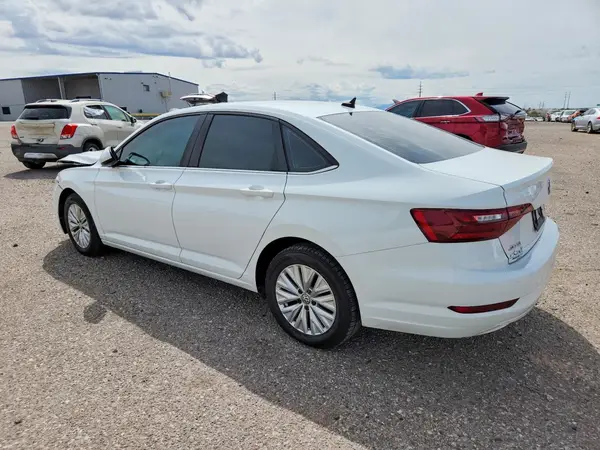 3VWC57BU3LM091416 — 2020 Volkswagen Jetta, фото 2 с аукциона Copart, Передняя часть