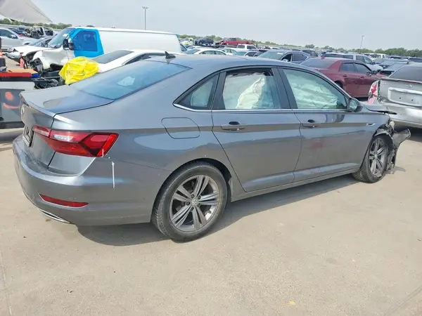 3VWC57BUXLM081403 — 2020 Volkswagen Jetta, фото 3 с аукциона Copart, Передняя часть